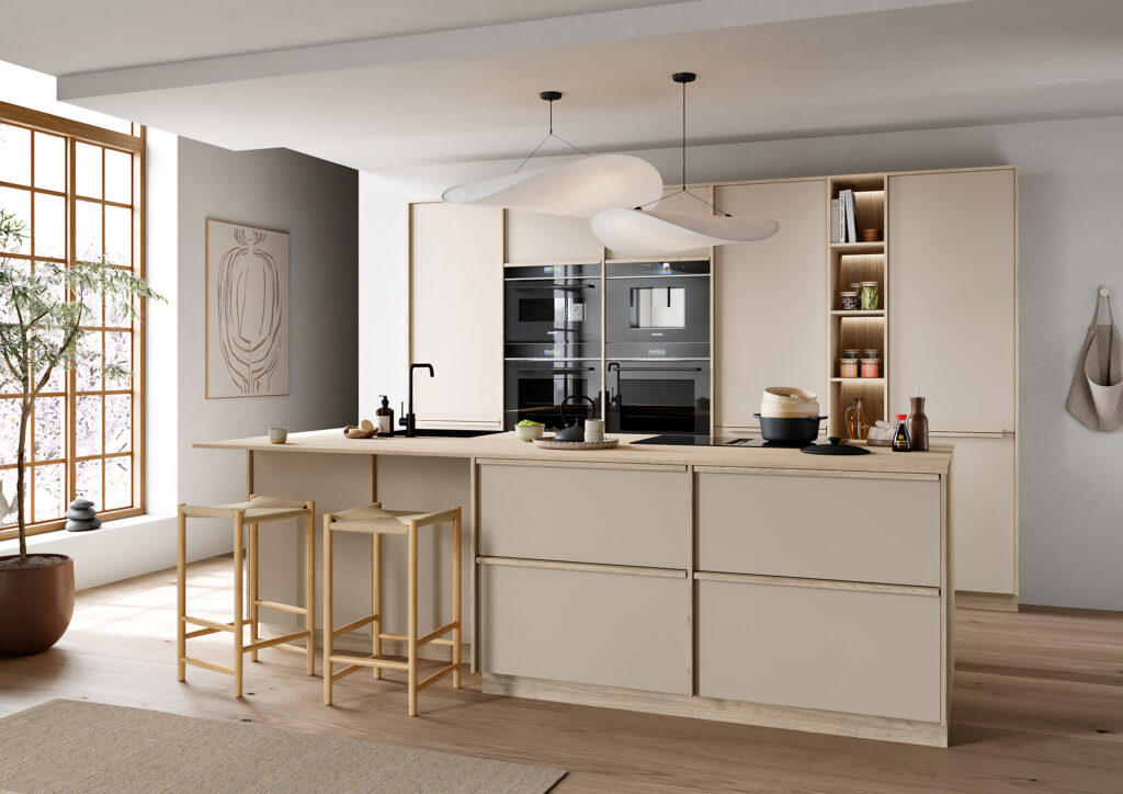 Ett avskalat och rofyllt kök 